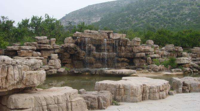 龜紋石假山水池瀑布流水假山制作